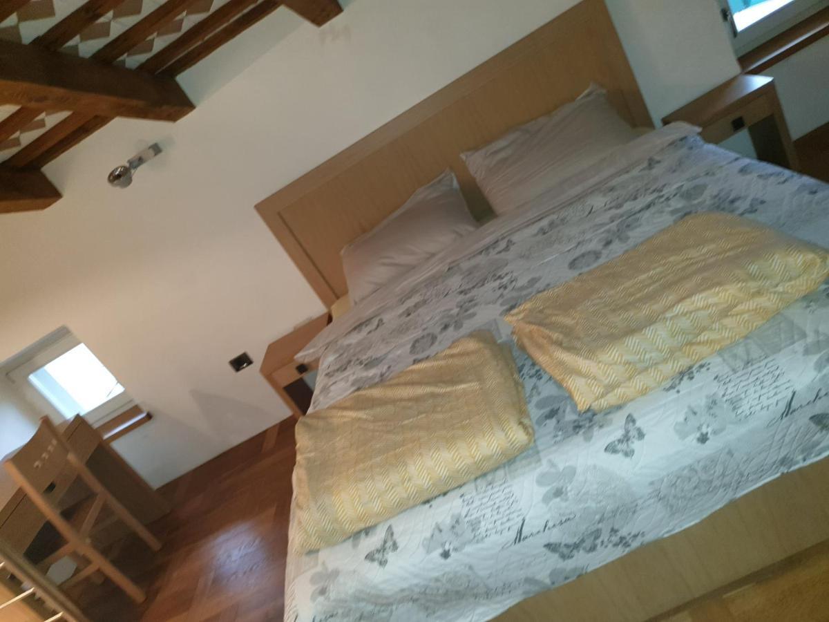 Smartno Apartmaji Goran Apartment Kojsko Bagian luar foto